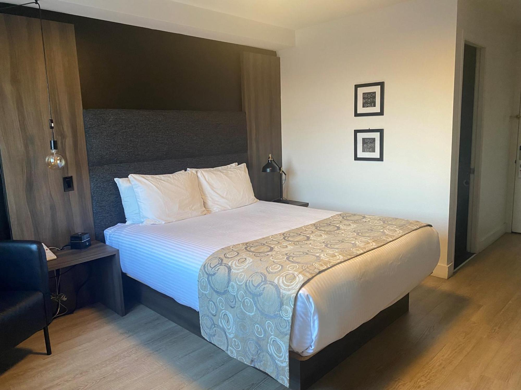 Hotel Centre-Ville Montmagny Zewnętrze zdjęcie