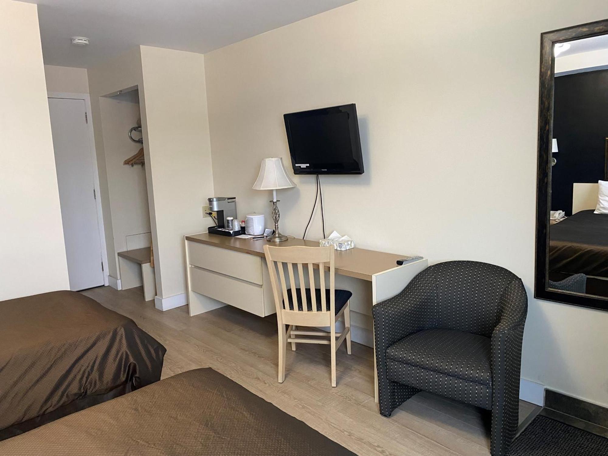 Hotel Centre-Ville Montmagny Zewnętrze zdjęcie