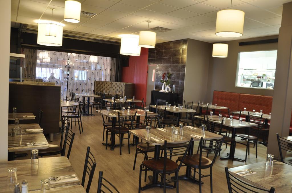 Hotel Centre-Ville Montmagny Zewnętrze zdjęcie